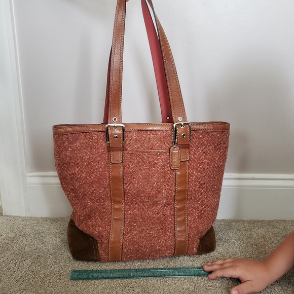 COACH Hampton Tweed Coral/Cream/Tan with Leather Trim and Suede Corners - Picture 7 of 7